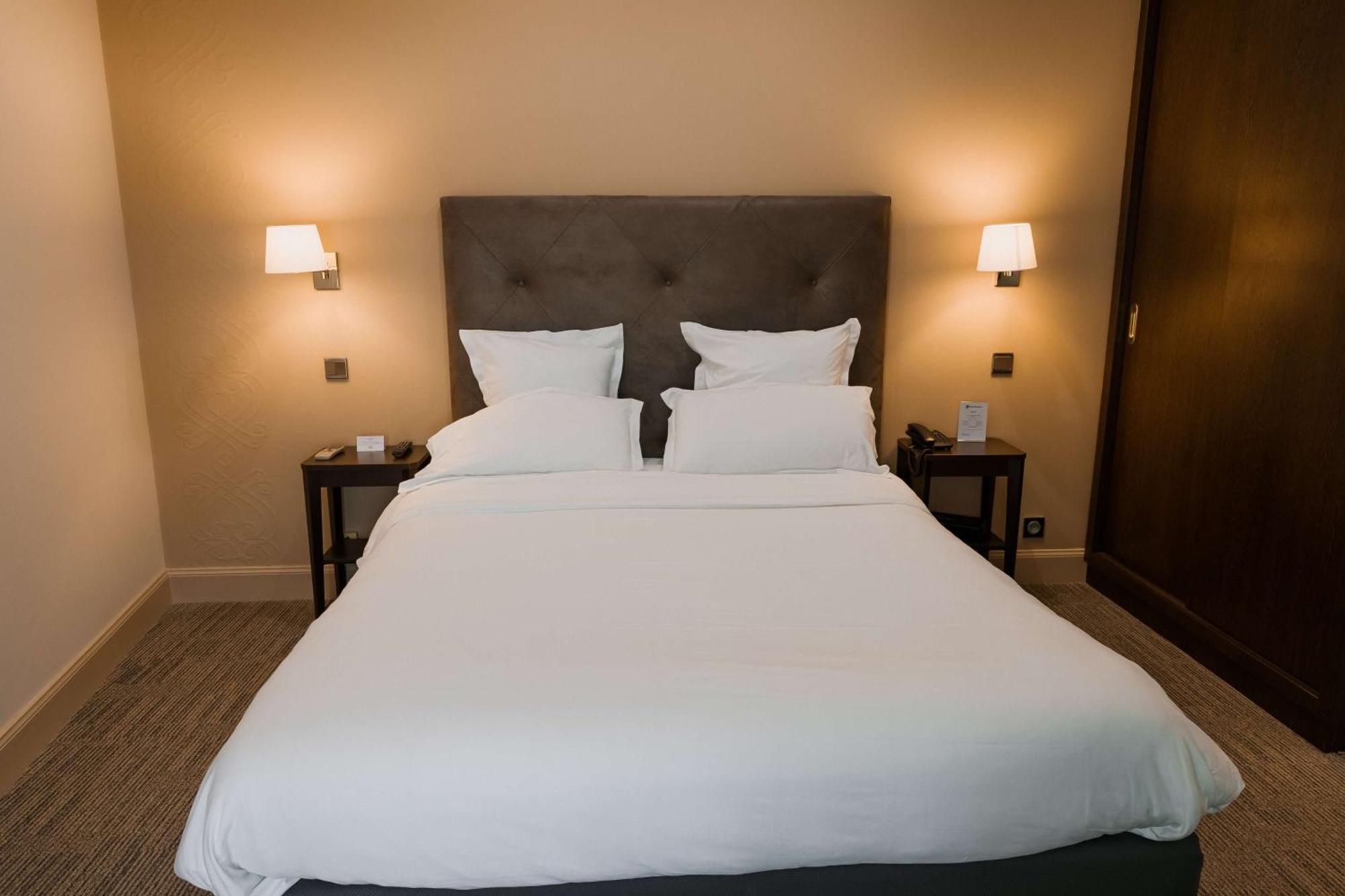 Best Western Poitiers Centre Le Grand Hotel Exterior foto
